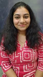 Vani Pandya, co-founder of Sammsiddhi and tarot reader and crystal-healing practitioner